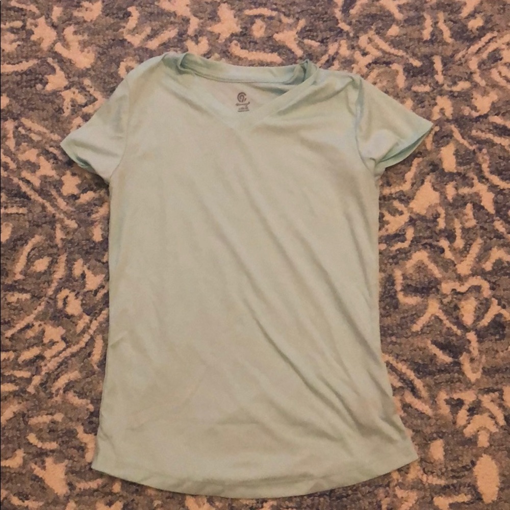 tee shirt